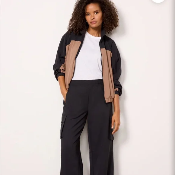 Evereve Black and Brown Jacket - Picture 2 of 7